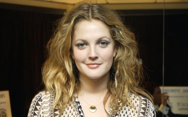 Drew Barrymore è la nuova Brand Ambassador di Crocs