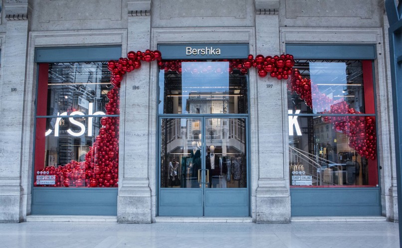 Inditex inaugura a Roma il pop-up store più grande al mondo di Bershka