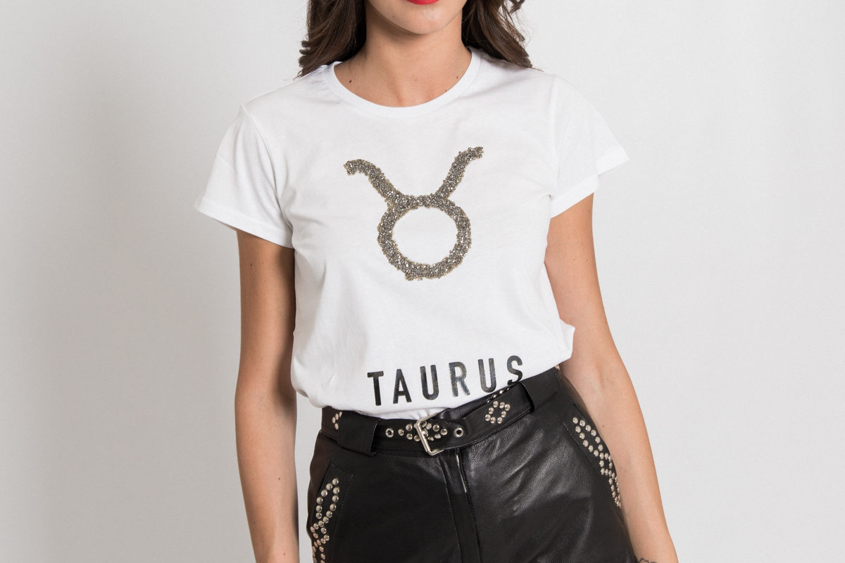 Silvian Heach presenta la T-shirt dello zodiaco